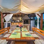 Villa Stari Dor By Villsy - Large Garden With Pool And Playground For Kids And Adults *